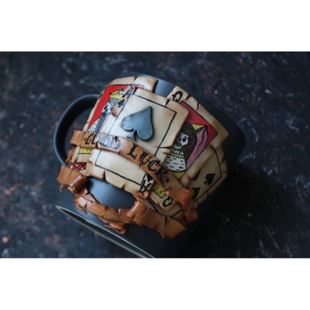 Poker Mug With Decor