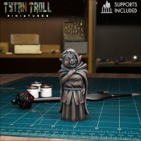 Pork Lady Figure (Unpainted)