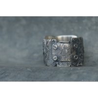 Metal Structure Ring
