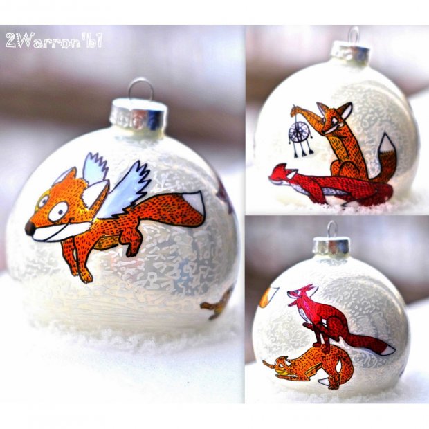Foxes Christmas Ball