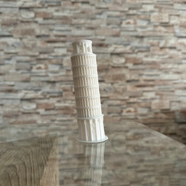 Leaning Tower of Pisa Model Figure