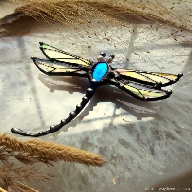 Dragonfly Brooch