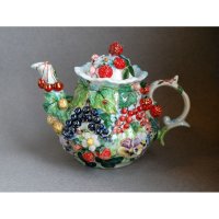 Berry Summer Teapot