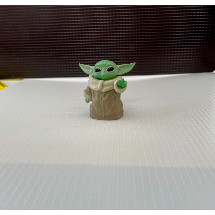 The Mandalorian - Baby Yoda 1.77" Figure