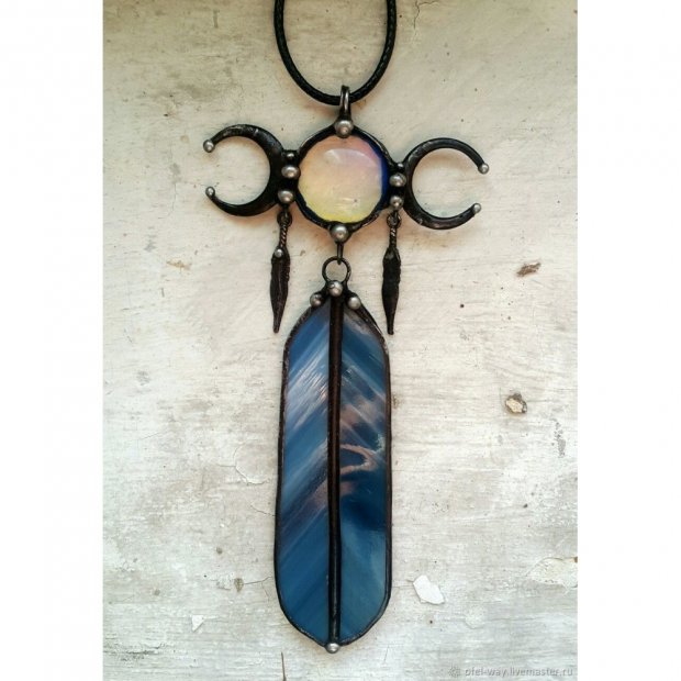 Feather of the Moon Bird Necklace