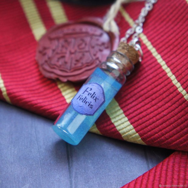 Harry Potter - Felix Felicis V.2 Pendant Necklace