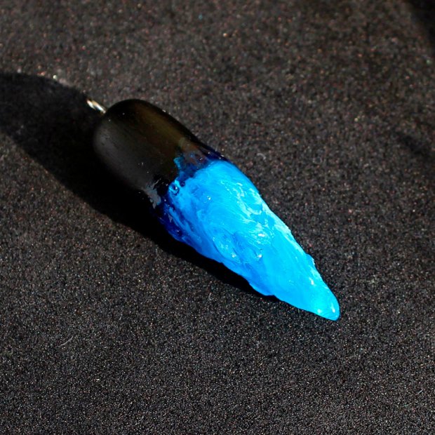 Frost Arrow Pendant Necklace
