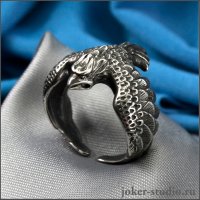 Falcon Ring