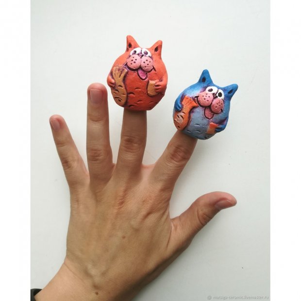 Cat With Food Figure