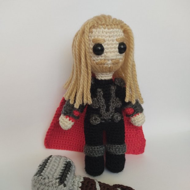 Marvel - Thor (16 cm) Crochet Plush Toy