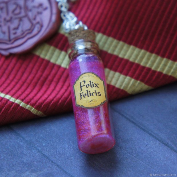 Harry Potter - Felix Felicis V.3 Pendant Necklace