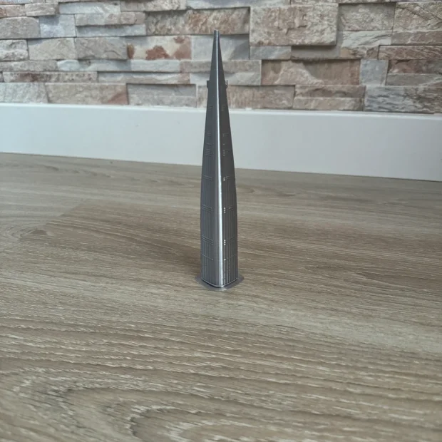 Lotte World Tower Statue