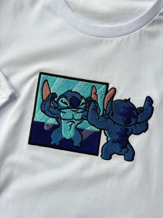 Lilo & Stitch - Stitch Bodybuilder T-shirt