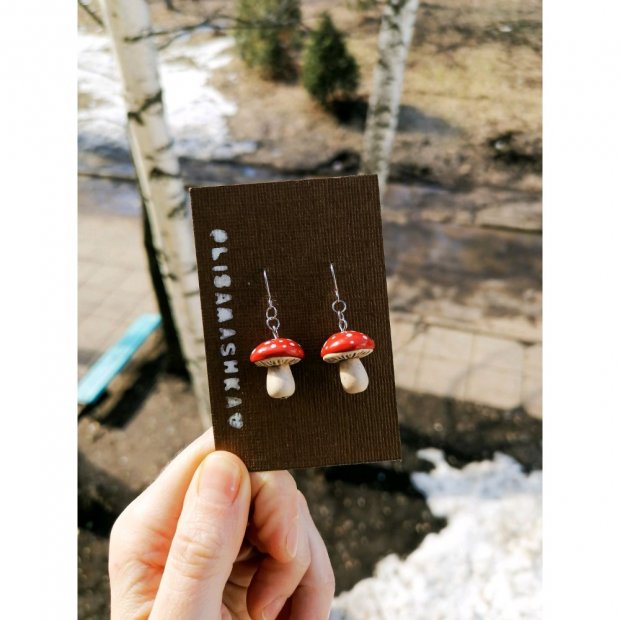 Amanitas Earrings