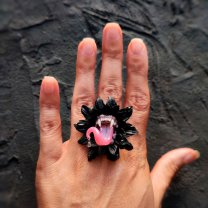 Predatory Flower Detachable ring