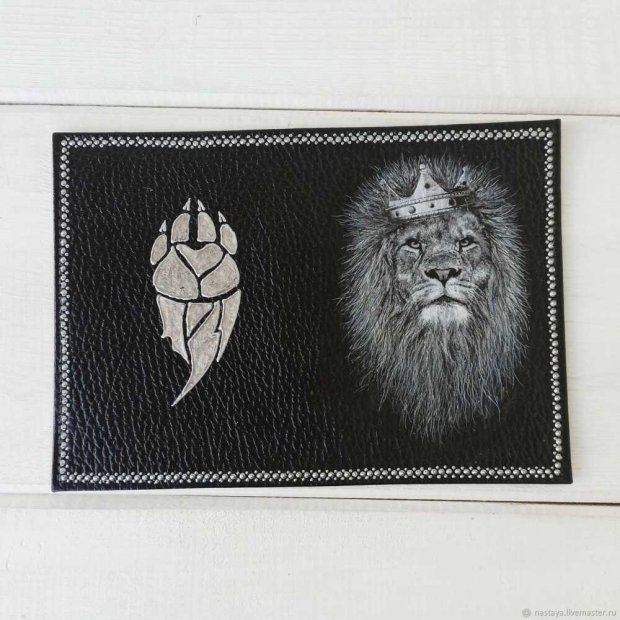 Lion V.2 Passport Cover