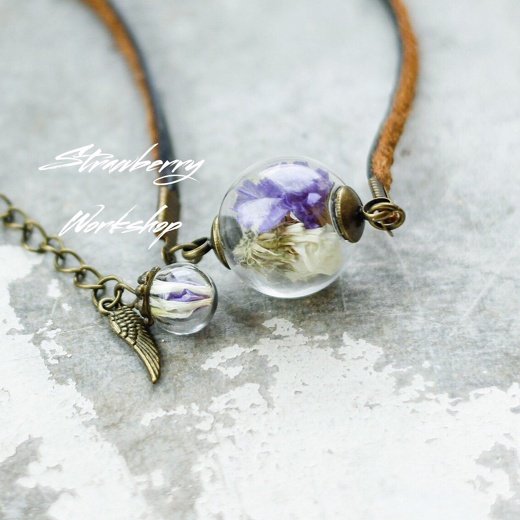 Moon Wind V.2 Pendant Necklace