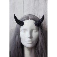 Horns Of Demon Hair Bezel