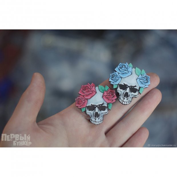 Santo Muerto Pin Badge
