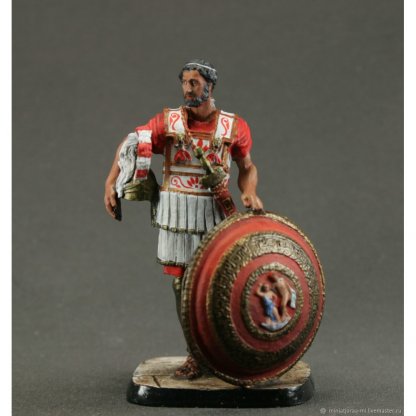 King Of Macedonia Figure