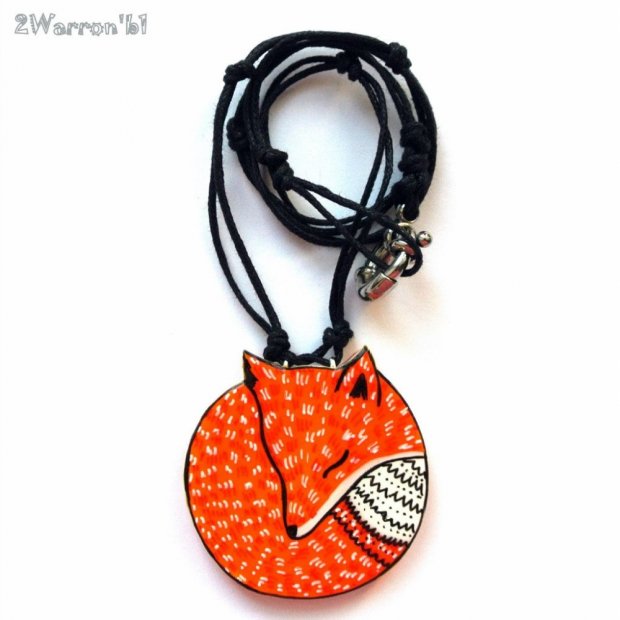 Fox in Clew Necklace