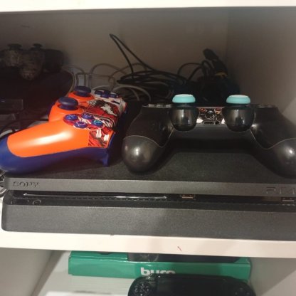 PS4 Slim
