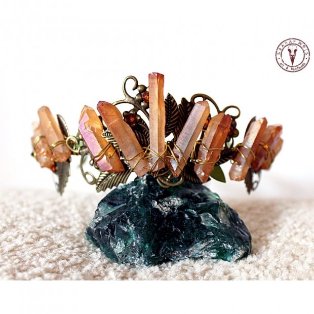 Bronze Beauty Crown