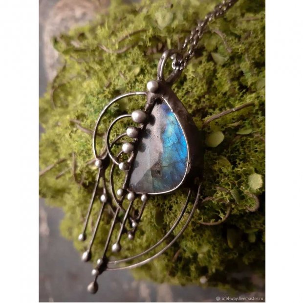 Labrador Harp Necklace