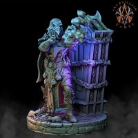 Angry Raven Figure (Unpainted)