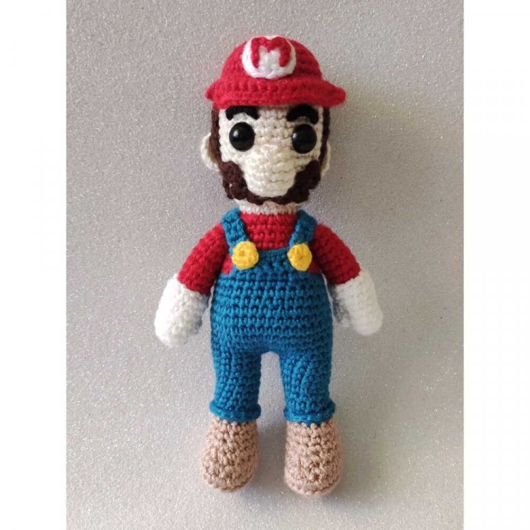 Mario (17 cm) Crochet Plush Toy
