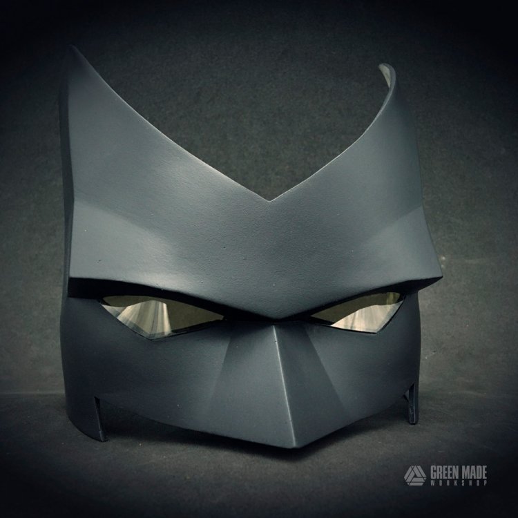DC Comics - Batman Half-mask