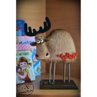 Curious Elk (24 cm) Plush Toy