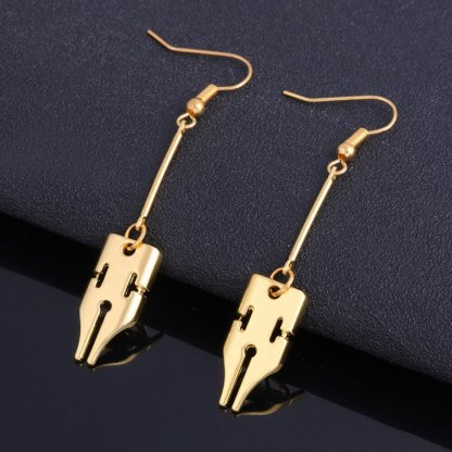 JoJo’s Bizarre Adventure - Rohan Kishibe Earrings (ver 3)