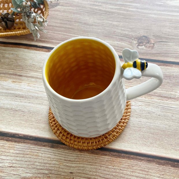Honeycomb Mug
