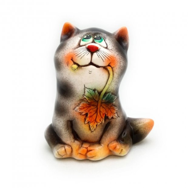 Maple Cat Figure