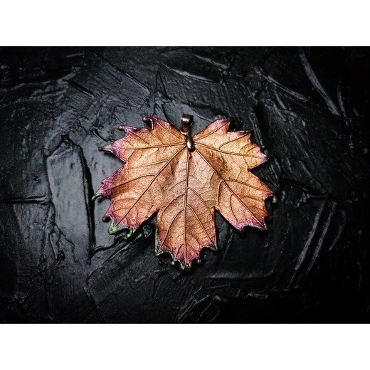 Ginger Maple Leaf Pendant Necklace