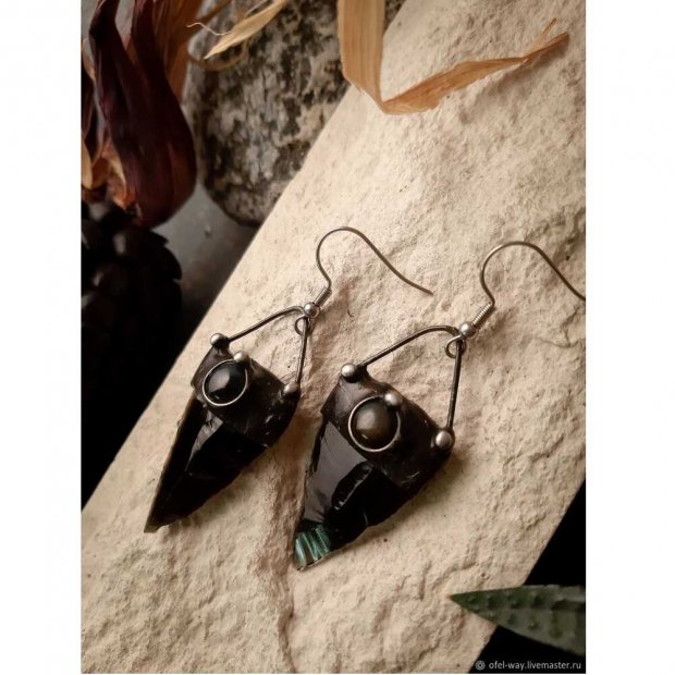 Rostrum Earrings