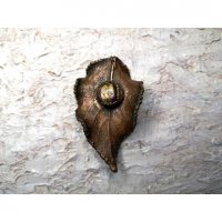 Poplar Leaf With Eye Pendant Necklace