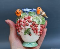 Porcelain Vase with Birds & Currants Design