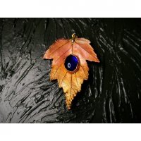 Ginnal Leaf With Eye Pendant Necklace