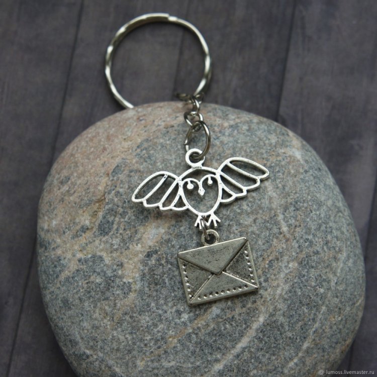 Harry Potter - Owl With Letter Keychain