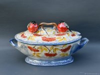 Porcelain Soup Tureen with Bullfinches & Rowan Design