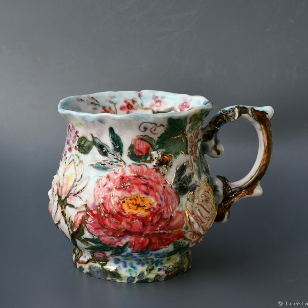 Porcelain Mug with Spring Garden Design