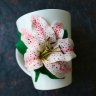 Tender Lily Mug With Decor
