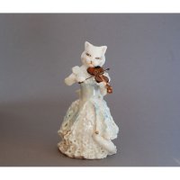 Violinist Cat Figure