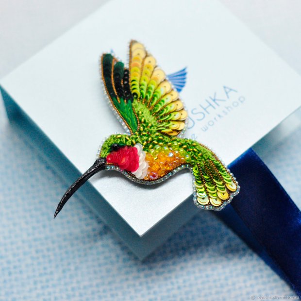 Green Hummingbird Brooch