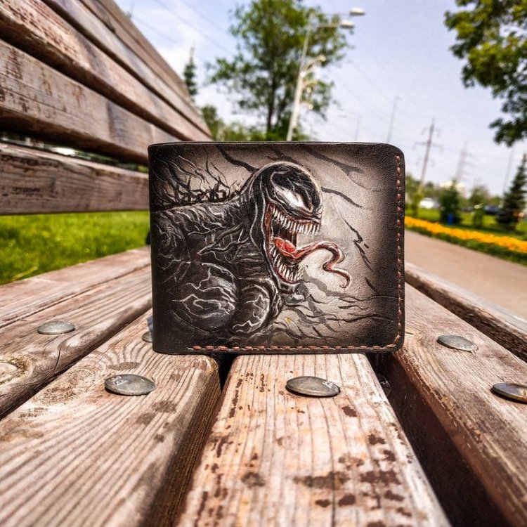 Handmade Marvel - Venom Embossing Custom Wallet