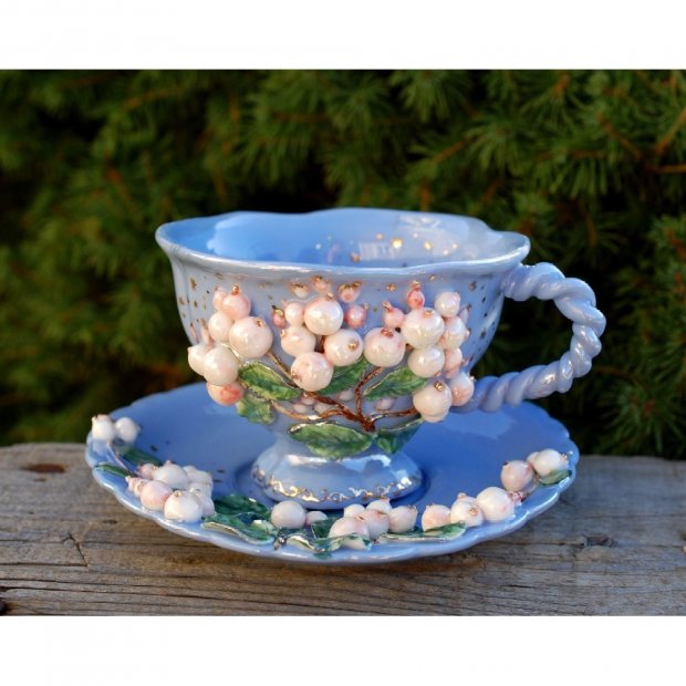 Snowberry Mug With Saucer