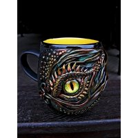 Yellow-eyed Dragon Mug With Decor