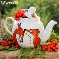 Foxes in Love Teapot